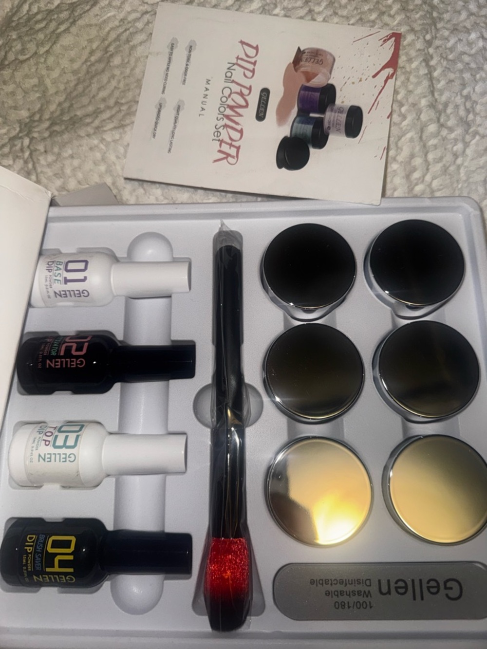 Elle Dip Powder Nail Kit with Black and Gold Accents